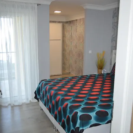 Siofok Ezuestpart Granada 4 Koezvetlen Vizparti Luxus Apartman Exterior photo