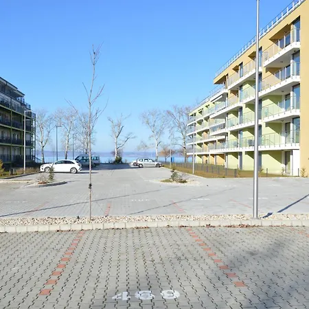 Siofok Ezuestpart Granada 4 Koezvetlen Vizparti Luxus Apartman Exterior photo